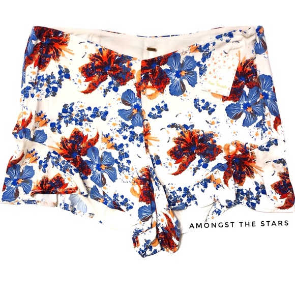 Free People Fiona Floral Print Flutter Shorts - Picture 5 of 8